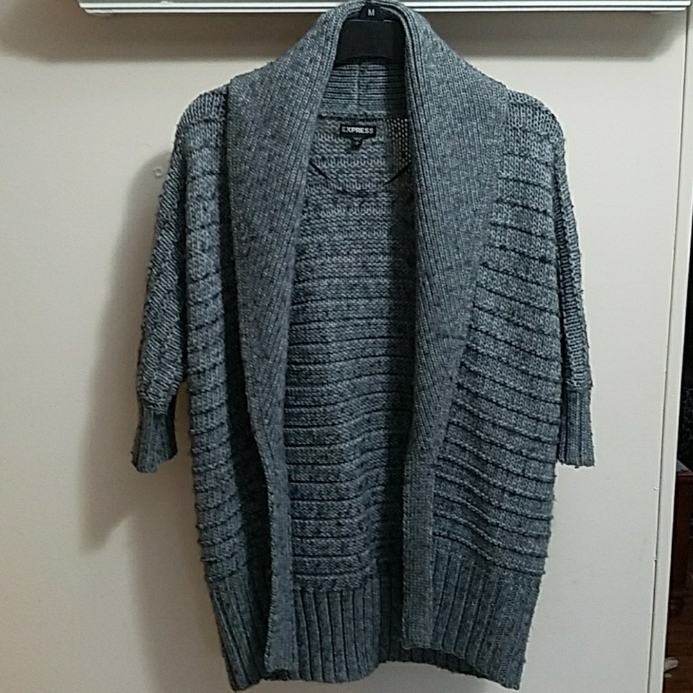 Express sweater 3/4 sleeve